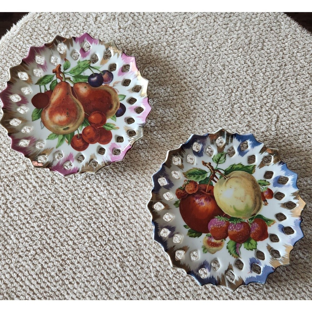 Set of Two Vintage 50s Lattice Artmark Fruit Plates Japan Gold Trim 7"